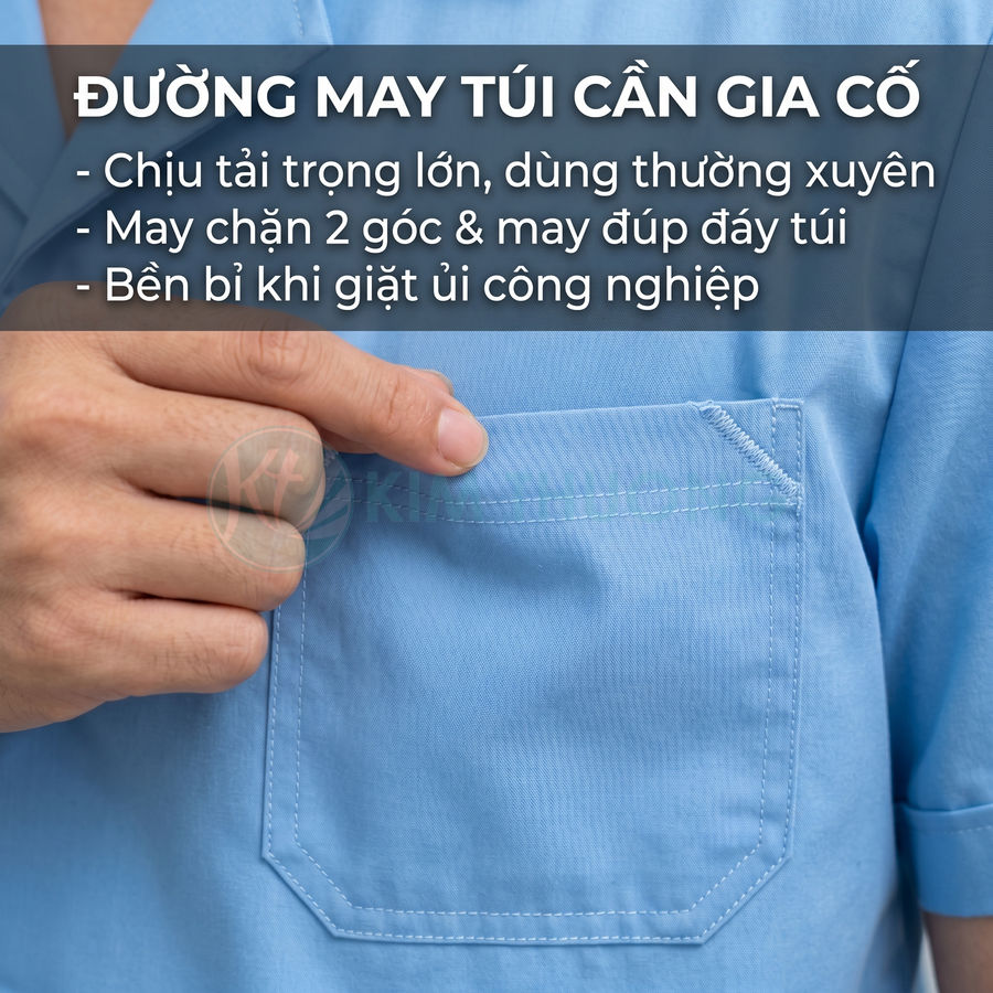 Túi áo đồng phục màu xanh với đường may gia cố chắc chắn, người dùng chạm tay vào mép túi